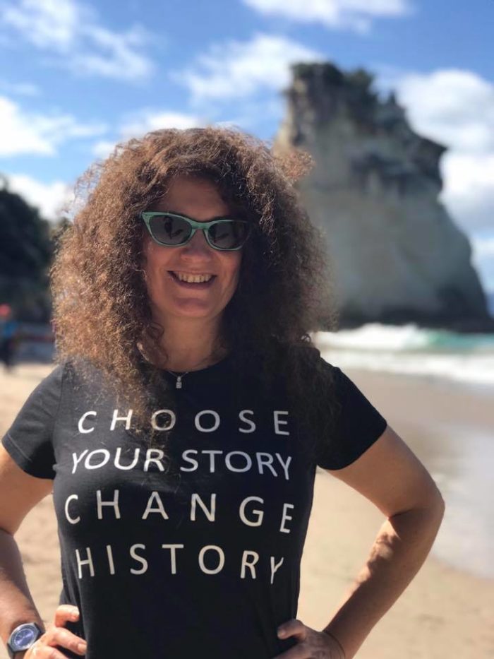 Monika Górska w koszulce Choose your story Change history